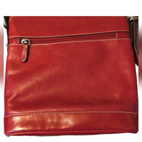 NWOT Giani Bernini Red Crossbody Bag - Picture 2 of 4
